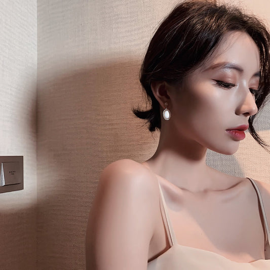 Women's Sterling Silver S925 White Opal Moonlight Cat's Eye Retro Dangle Earrings