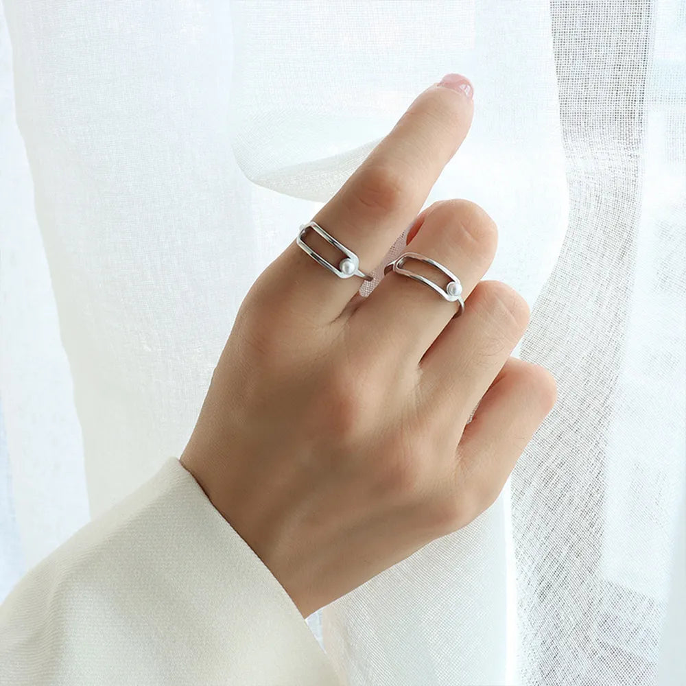 Geometric Circular Pearl Ring Titanium Steel PVD Vacuum Gold Plated Ring