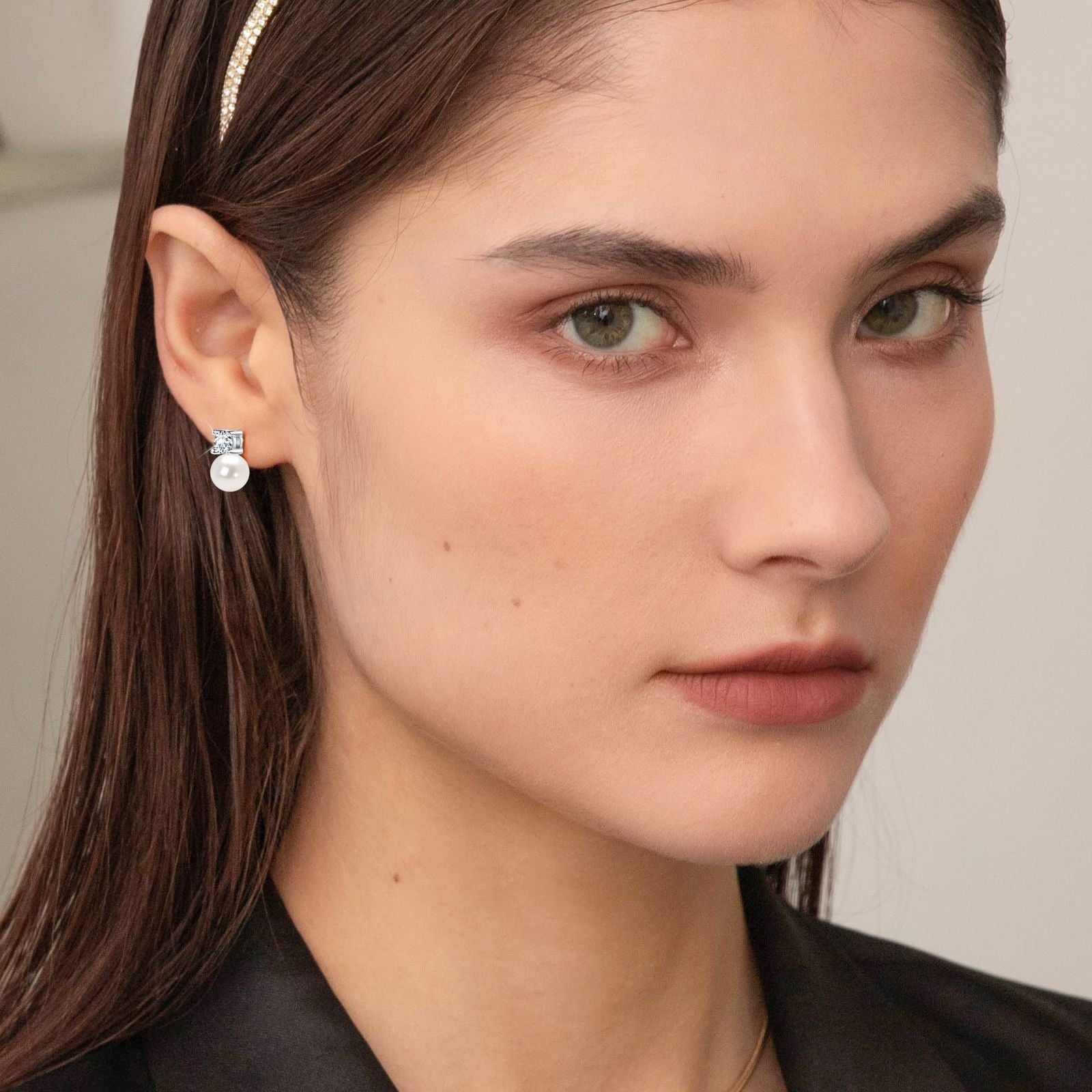 Beautiful Women's Sterling Silver S925, Freshwater Pearl & Zircon Drop Earrings