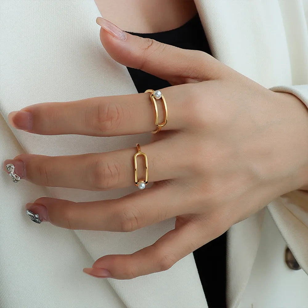 Geometric Circular Pearl Ring Titanium Steel PVD Vacuum Gold Plated Ring