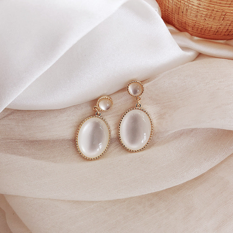 Women's Sterling Silver S925 White Opal Moonlight Cat's Eye Retro Dangle Earrings