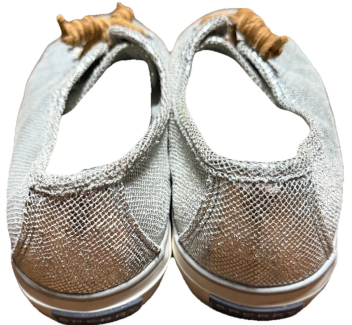 Women’s 8M Sperry Metallic Silver Leather Sneakers STS94858