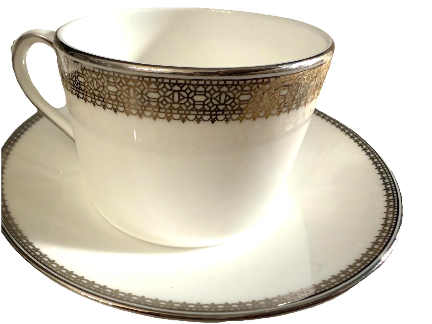 Lot Of 5 Vera Wang Vera Lace by Wedgwood Bone China Platinum Cup Saucer Set