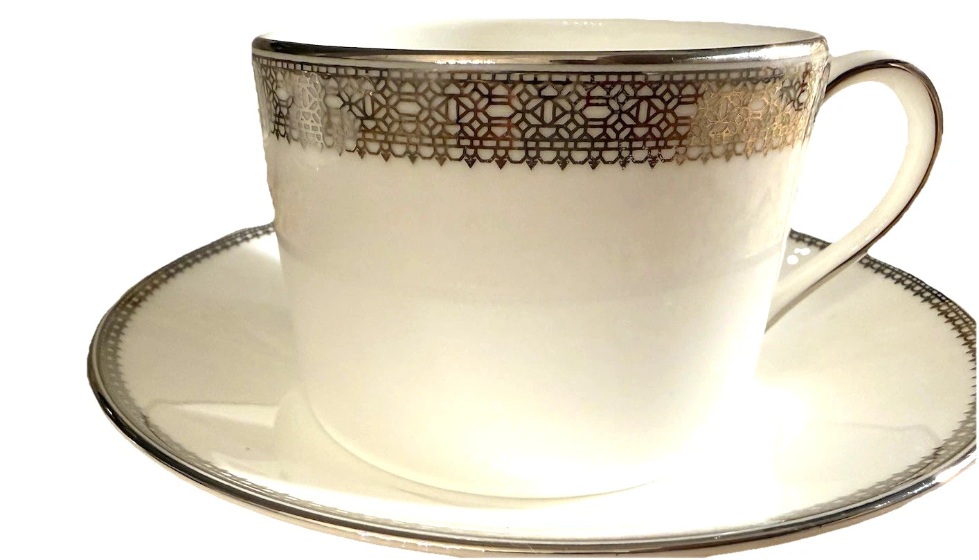 Lot Of 5 Vera Wang Vera Lace by Wedgwood Bone China Platinum Cup Saucer Set